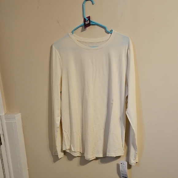 CRZ Yoga Cream long sleeve t shirt. NWT - Picture 1 of 4